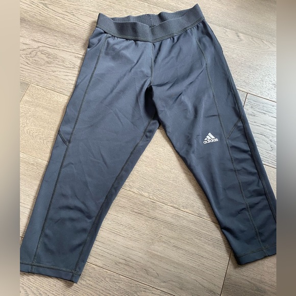 Adidas Techfit Leggings - Picture 2 of 5